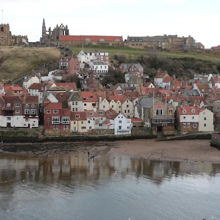 Barn * Whitby